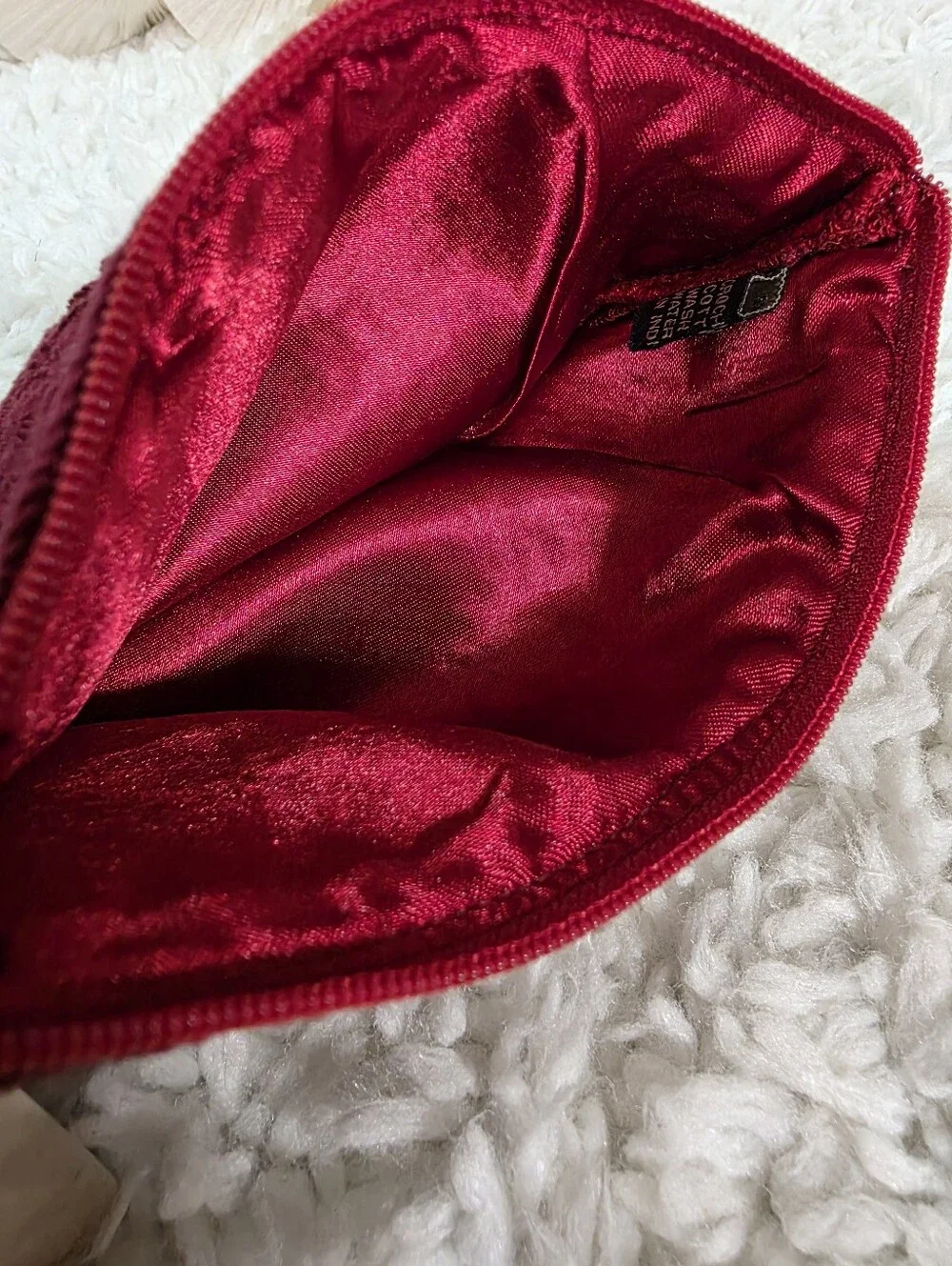 Eternal Thread Crochet Clutch/Makeup Bag in Burgundy/Red